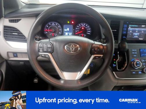 2015 Toyota Sienna LE