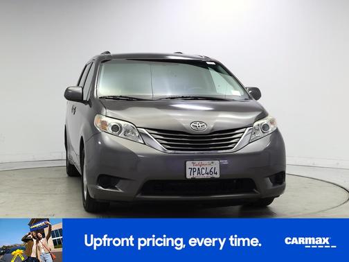 2015 Toyota Sienna LE