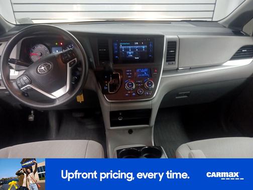 2015 Toyota Sienna LE