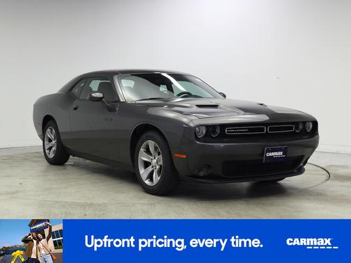 2016 Dodge Challenger SXT