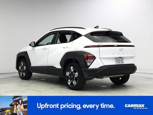 White 2024 Hyundai KONA SEL