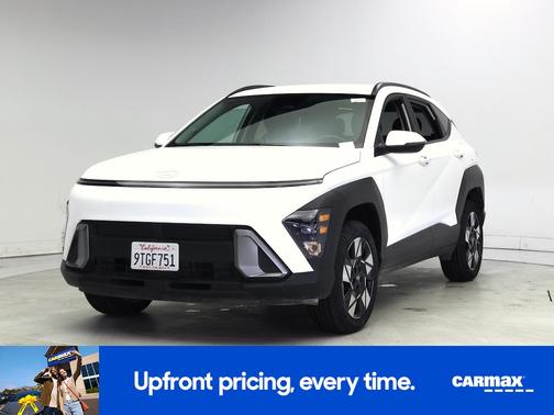 White 2024 Hyundai KONA SEL