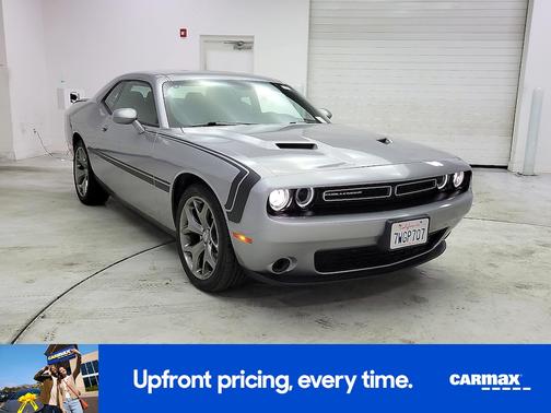 Silver 2016 Dodge Challenger SXT