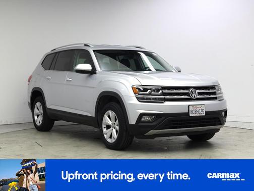 Silver 2018 Volkswagen Atlas SE
