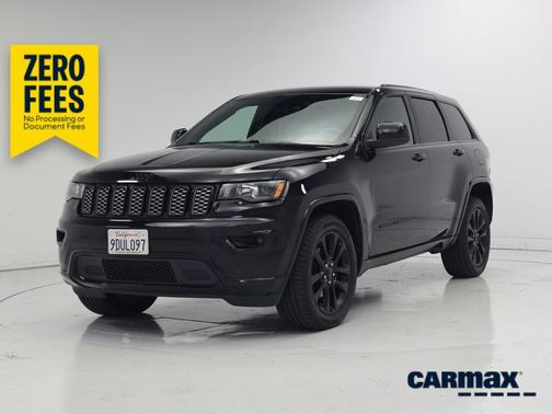 Black 2018 Jeep Grand Cherokee Altitude