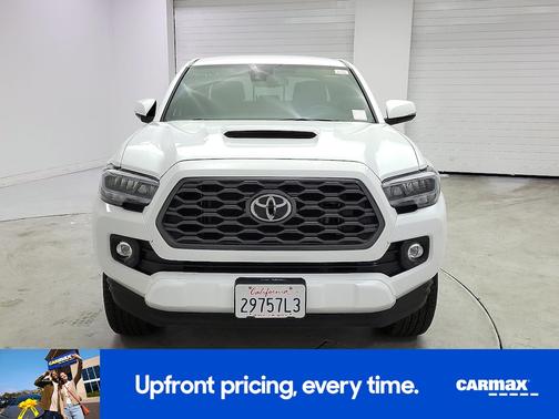 White 2022 Toyota Tacoma TRD Sport