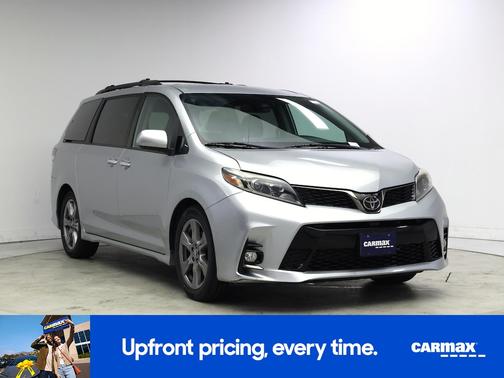 2019 Toyota Sienna SE