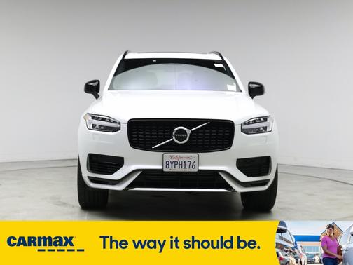 2022 Volvo XC90 Recharge Plug-In Hybrid T8 R-Design