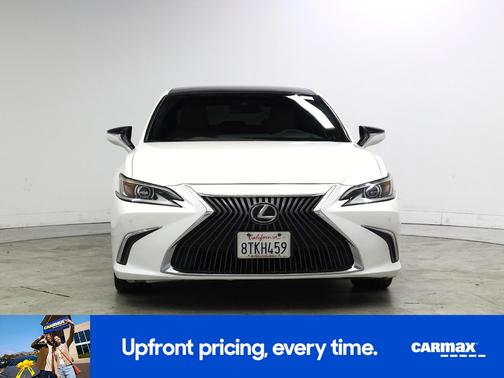 White 2019 Lexus ES 350 Luxury