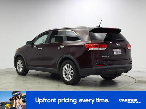 Burgundy 2017 Kia Sorento LX