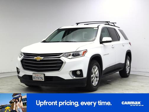 White 2021 Chevrolet Traverse LT Cloth