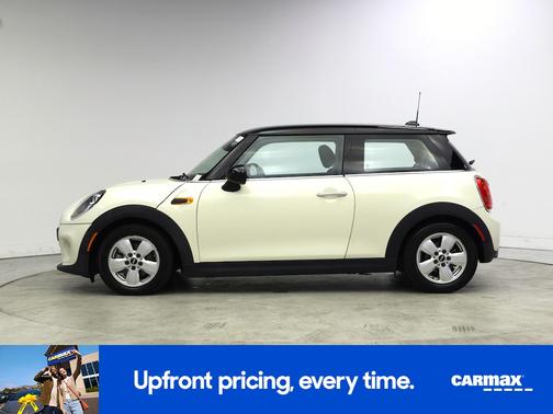 White 2017 MINI Hardtop
