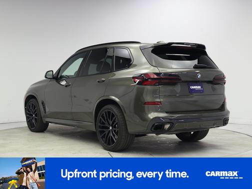 Green 2024 BMW X5 sDrive40i
