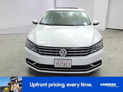 2016 Volkswagen Passat SE