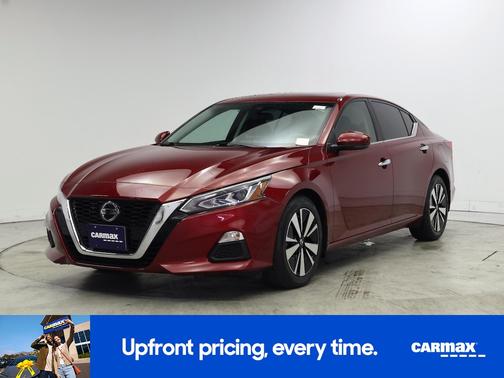 Red 2022 Nissan Altima SV