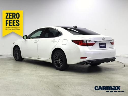 White 2017 Lexus ES 350