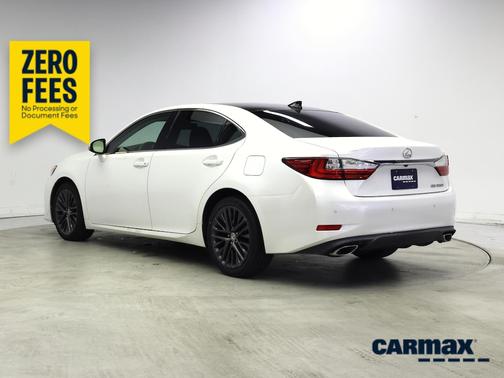 White 2017 Lexus ES 350