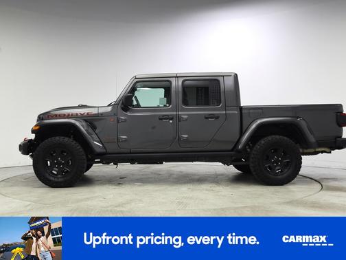 Gray 2022 Jeep Gladiator Mojave