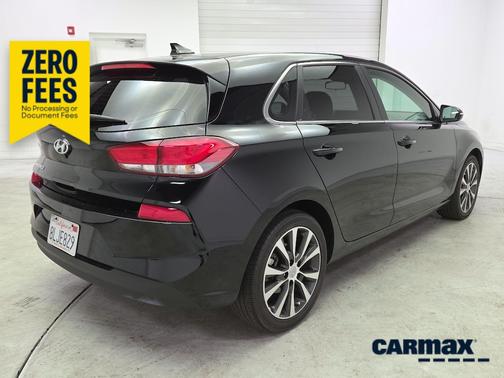Black 2019 Hyundai ELANTRA GT