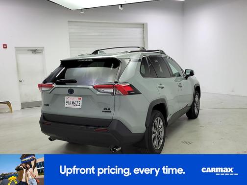 2022 Toyota RAV4 Hybrid XLE Premium