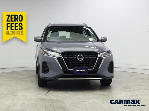Gray 2021 Nissan Kicks SV