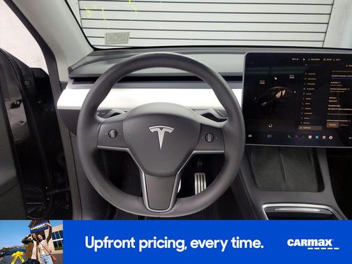 2025 Tesla Model Y Performance