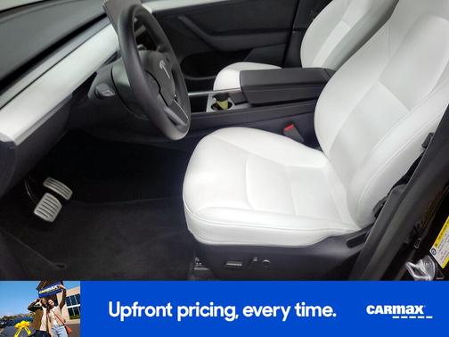 2025 Tesla Model Y Performance