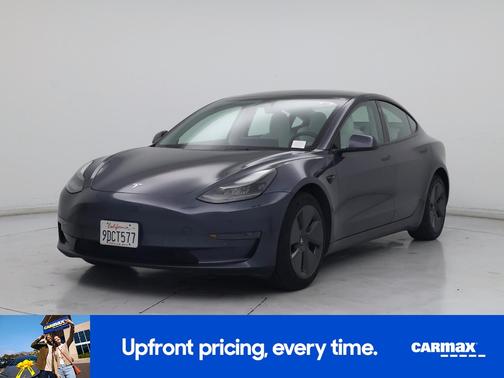 Gray 2022 Tesla Model 3