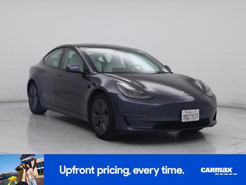 Gray 2022 Tesla Model 3