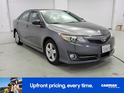 2014 Toyota Camry SE