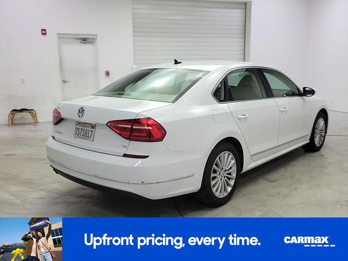 2016 Volkswagen Passat SE