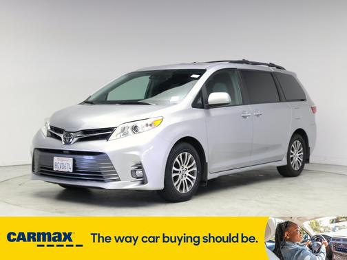 2019 Toyota Sienna XLE Premium