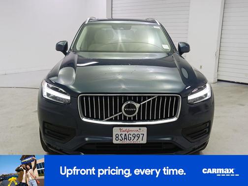 2020 Volvo XC90 T6 Momentum
