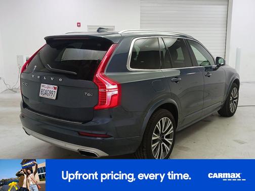 2020 Volvo XC90 T6 Momentum