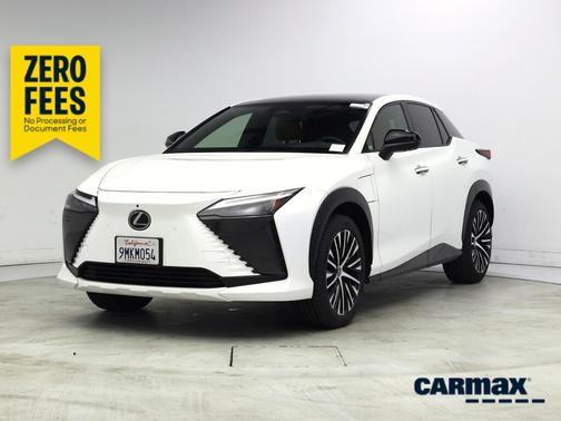 White 2024 Lexus RZ 300e Premium