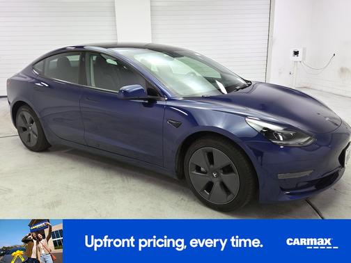 Blue 2023 Tesla Model 3