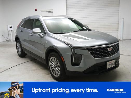 2025 Cadillac XT4 Premium Luxury