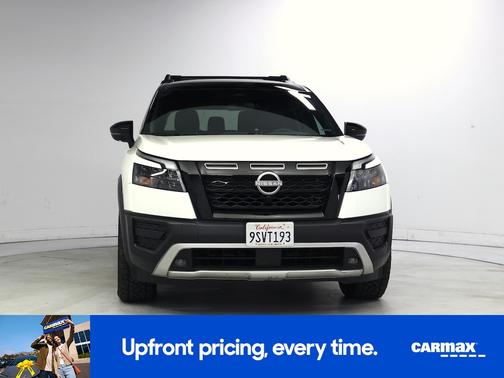 White 2024 Nissan Pathfinder Rock Creek