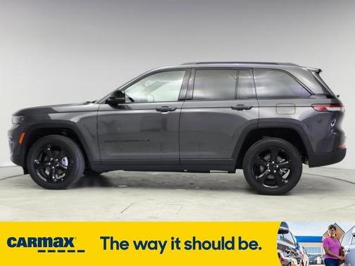 2022 Jeep Grand Cherokee Altitude