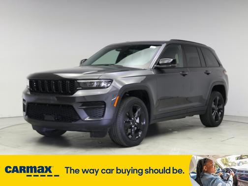 2022 Jeep Grand Cherokee Altitude