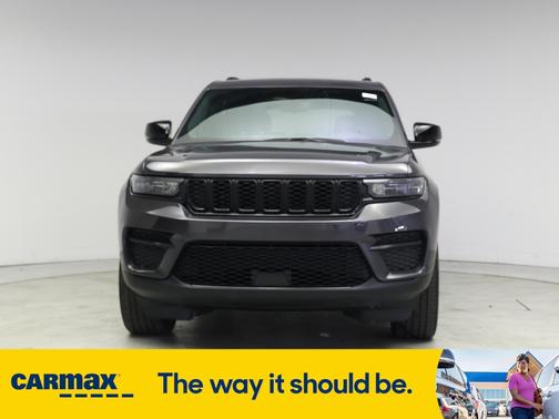 2022 Jeep Grand Cherokee Altitude