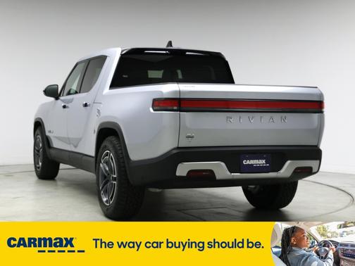 2025 Rivian R1T Adventure Dual-Motor Large