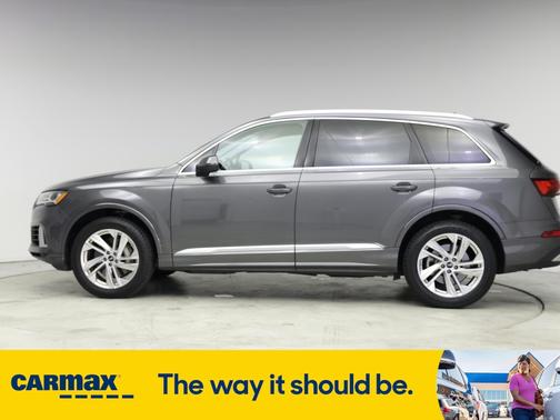 2022 Audi Q7 Premium Plus