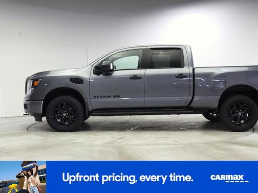 Gray 2018 Nissan Titan XD SV