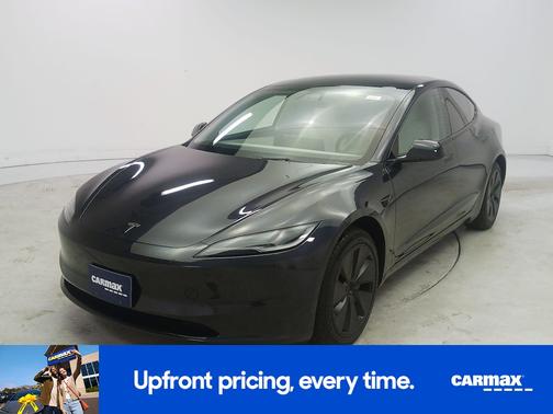 Gray 2024 Tesla Model 3 Long Range