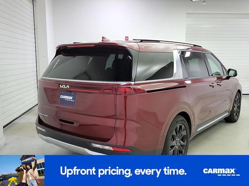 2022 Kia Carnival SX