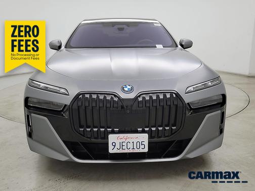 Gray 2023 BMW i7 XDrive60