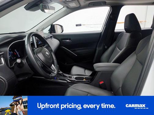 White 2024 Toyota Corolla Cross XLE