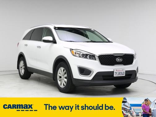 2017 Kia Sorento LX