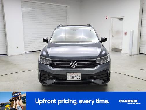 2023 Volkswagen Tiguan SE R-Line Black